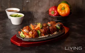 باقة طبق مشاوي وموهيتو